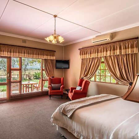 Mooiplaas Guesthouse Oudtshoorn Bagian luar foto