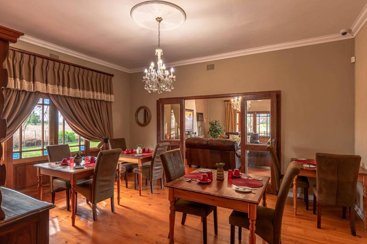 Mooiplaas Guesthouse Oudtshoorn Bagian luar foto